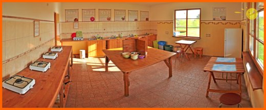 virtuve-camping-leiputrija-kitchen-kuche